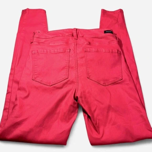 SOLD - Picture 4 of 7